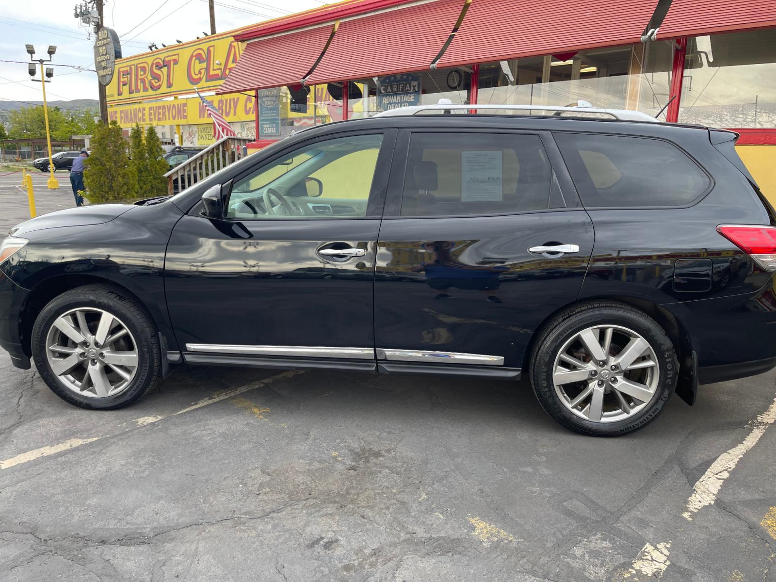 2014 Black /Tan Nissan Pathfinder Platinum (5N1AR2MM1EC) with an 3.5 Liter V6 engine, Automatic transmission, located at 801 South State Street, Salt Lake City, UT, 84111, (801) 328-0098, 40.751953, -111.888206 - Features: 20 Inch Plus Wheels, Power Hatch/Deck Lid, 4WD/AWD, Premium Package, A/C Seat(s), Rear Air Conditioning, Alloy Wheels, Rear Entertainment System, BOSE Sound System, Rear Seat Heaters, Bluetooth Technology, Rear View Camera, Fold-Away Third Row, Remote Start, Front Seat Heaters, Satellite R - Photo #8